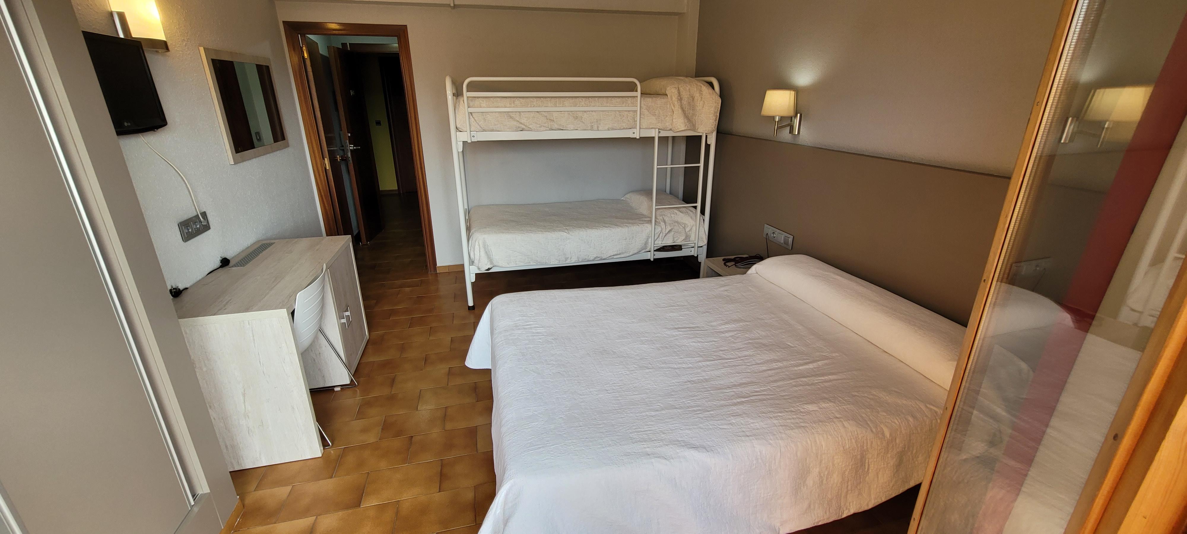 Hotel Meson De L'Аїнса Екстер'єр фото